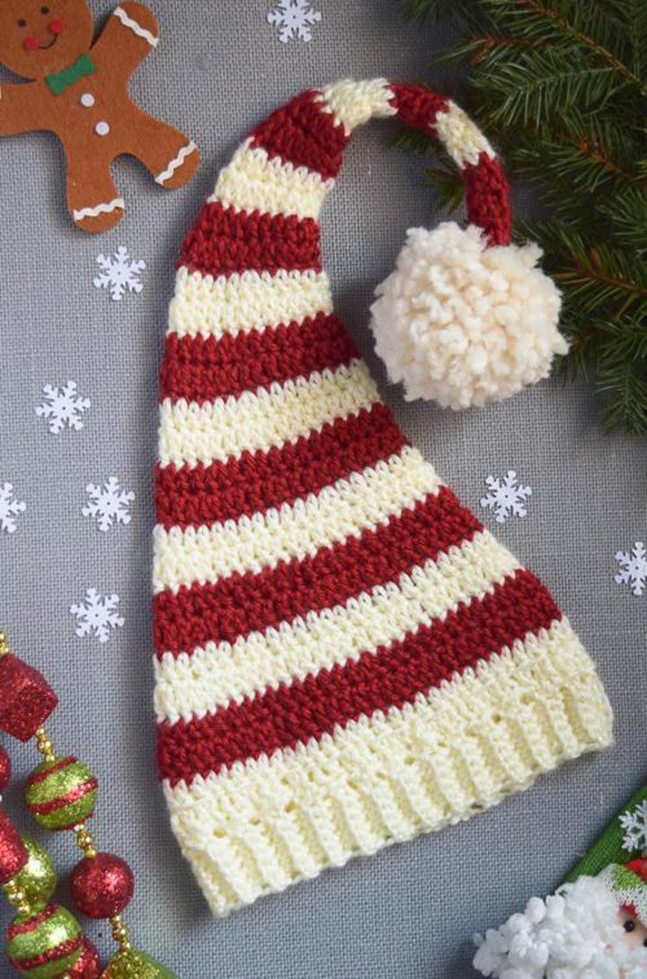 Long Tail Christmas Hat Crochet Pattern – CraftWeekly